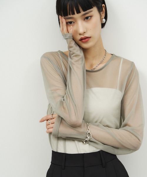 NOGLE(ノグル)の「【NOGLE/ノグル】アソートシアートップス(Tシャツ/カットソー・レディース・グレイッシュベージュ/アイボリー/ブルーグレー/ブラック/ブラウン/アイボリー系/ブラウン系・FREE)」の1枚目の写真