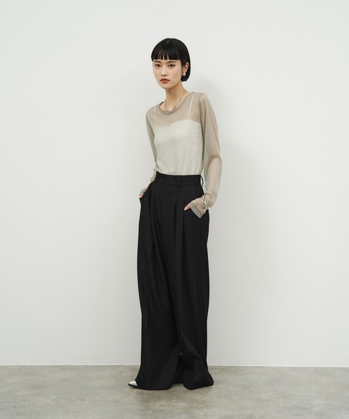 NOGLE(ノグル)の「【NOGLE/ノグル】アソートシアートップス(Tシャツ/カットソー・レディース・グレイッシュベージュ/アイボリー/ブルーグレー/ブラック/ブラウン/アイボリー系/ブラウン系・FREE)」の16枚目の写真