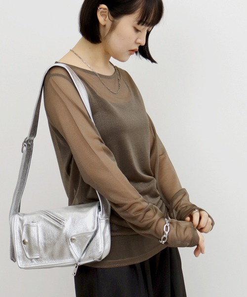 NOGLE(ノグル)の「【NOGLE/ノグル】アソートシアートップス(Tシャツ/カットソー・レディース・グレイッシュベージュ/アイボリー/ブルーグレー/ブラック/ブラウン/アイボリー系/ブラウン系・FREE)」の21枚目の写真