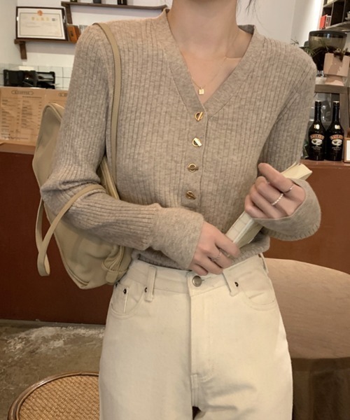 ECLIN（エクラン）の「Vネックリブニットプルオーバー（ニット/セーター・レディース・カーキ/ベージュ/アイボリー/ブラック・FREE）」の12枚目の写真