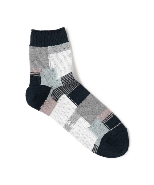BEAMS（ビームス）の「パッチワーク クォーター ソックス（ソックス/靴下・メンズ・ネイビー/オフホワイト/ブラック・ONE SIZE）」の3枚目の写真
