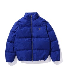 A BATHING APE（アベイシングエイプ）の「TONAL SOLID CAMO PUFFER