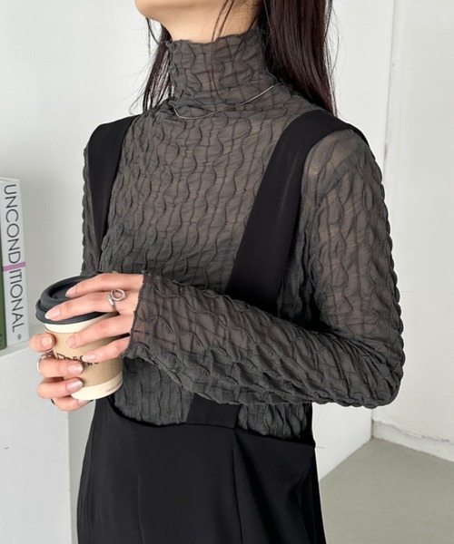 CLEA(クレア)の「ウェーブデザインシアートップス(Tシャツ/カットソー・レディース・グレー/ブラック/アイボリー/ブラウン/ホワイト・FREE)」の21枚目の写真