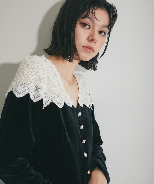 SMILE ORCHID（スマイルオーキッド）の「肩レースベロアロングワンピース（ワンピース・レディース・ブラック・S/M/L）」の4枚目の写真