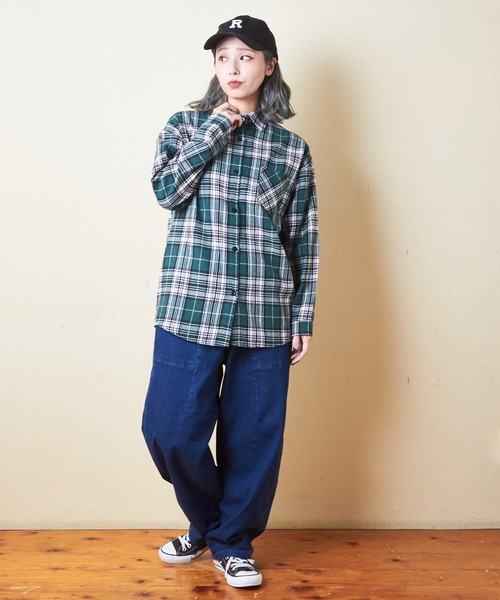 CUBE SUGAR（キューブシュガー）の「ストレッチデニム裏起毛バルーンパンツ（デニムパンツ・レディース・ブラック/インディゴブルー/マルチ/ワンウォッシュ・M）」の15枚目の写真