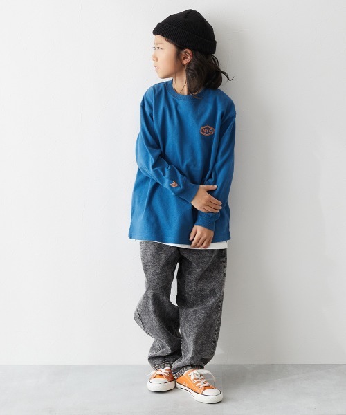 devirock（デビロック）の「綿100% お洗濯してもよれにくい ビッグシルエット袖リブ ワンポイント刺繍 アソート 長袖Tシャツ（Tシャツ/カットソー・キッズ・ブラック系2/ブルー系2/ブルー系/ブラック系/グリーン系/ベージュ系/ブルー系3/ブラック系3/ネイビー系/パープル系/グレー系/ブラック系4/ホワイト系・110cm/100cm/160cm/150cm/140cm/130cm/120cm）」の17枚目の写真