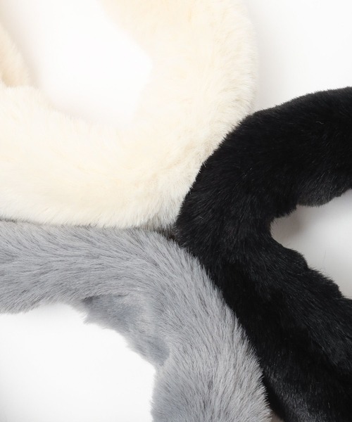 【特希少】ハローキティ　ファー付きストラップ　もしもしドット 12875983_s_1000.jpg