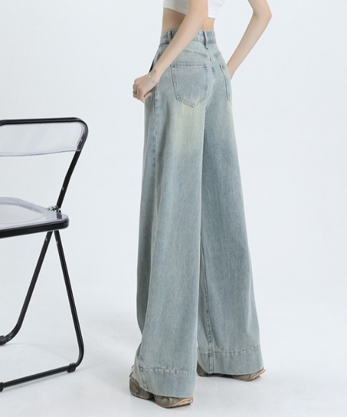 Teem Store（チームストア）の「フロントタックルーズワイドヴィンテージ加工デニム（デニムパンツ・レディース・ブルー・S/M/L）」の8枚目の写真