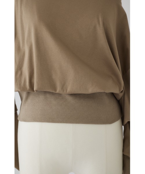 RIM.ARK（リムアーク）の「Sleeve tuck cut tops スリーブタックカットトップス（Tシャツ/カットソー・レディース・ブラック/ホワイト/グレイッシュベージュ・FREE）」の12枚目の写真