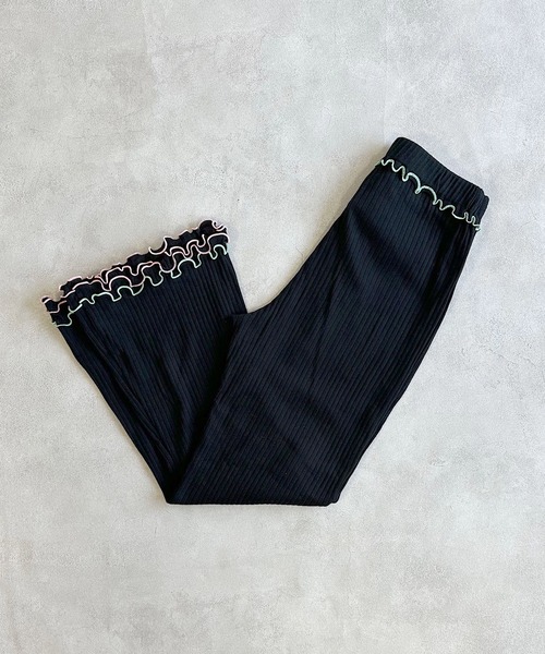 MARKEY'S(マーキーズ)の「リブメローフレアパンツ/おとな(その他パンツ・レディース・オフホワイト/ブルー/ブラック/ブラウン・160cm)」の3枚目の写真