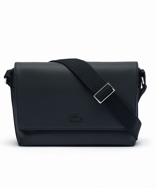 LACOSTE（ラコステ）の「メンズクラシック メッセンジャーバッグ / ショルダーバッグ（メッセンジャーバッグ・メンズ・ブラック・FREE）」の2枚目の写真