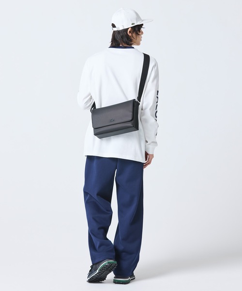 LACOSTE（ラコステ）の「メンズクラシック メッセンジャーバッグ / ショルダーバッグ（メッセンジャーバッグ・メンズ・ブラック・FREE）」の5枚目の写真