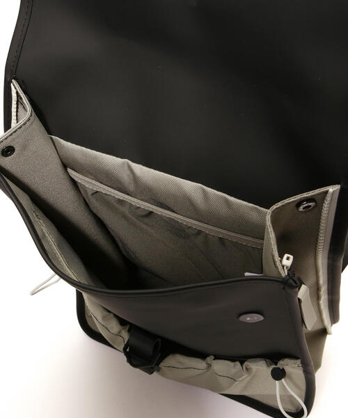 RAINS（レインズ）の「RAINS/レインズ/Mix Backpack Mini（バックパック/リュック・レディース・ブラック/その他3/ブラウン系その他・F）」の21枚目の写真