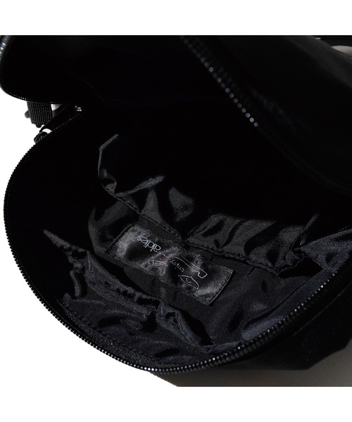 ALDIES（アールディーズ）の「Outstanding Bag / アウトスタンディングバッグ（ショルダーバッグ・メンズ・ブラック・FREE）」の5枚目の写真