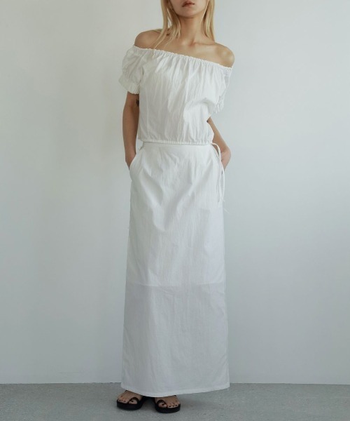 anuke（アンヌーク）の「anuke　Cutoff Straight Skirt カットオフストレートスカート/62510810（スカート・レディース・ホワイト/ブラック・36/38）」の3枚目の写真