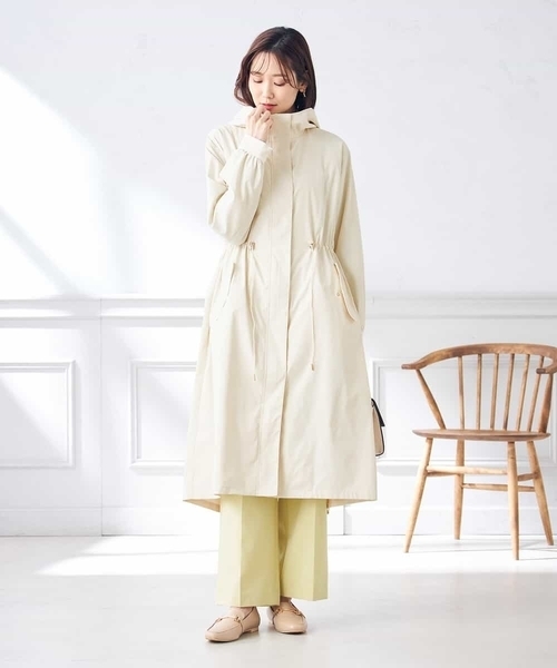 a.v.v(アーヴェヴェ)の「ドロストフーディーロングコート(モッズコート・レディース・アイボリー/ネイビー・36/38/40)」の8枚目の写真