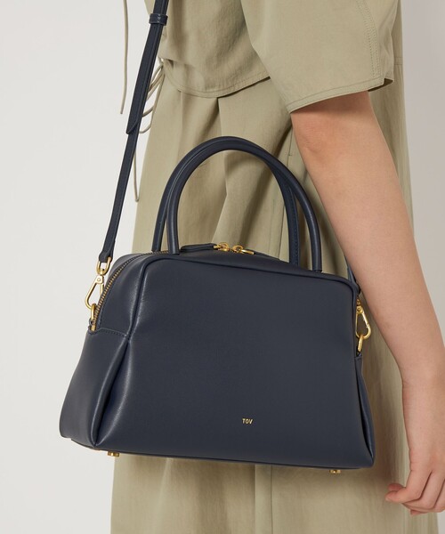 tov（トーヴ）の「＜TOV＞PETAL M（ボストンバッグ・レディース・ネイビー/オフホワイト/ブラック・FREE）」の3枚目の写真