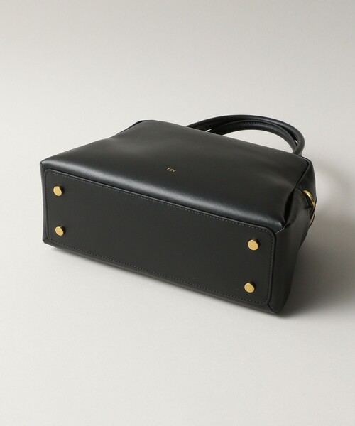 tov（トーヴ）の「＜TOV＞PETAL M（ボストンバッグ・レディース・ネイビー/オフホワイト/ブラック・FREE）」の4枚目の写真