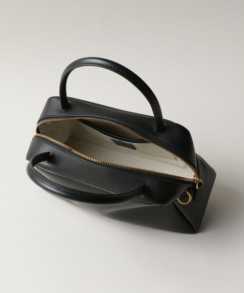 tov（トーヴ）の「＜TOV＞PETAL M（ボストンバッグ・レディース・ネイビー/オフホワイト/ブラック・FREE）」の5枚目の写真