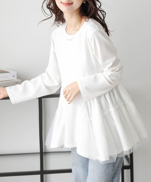 AMELY(エミリー)の「チュールペプラムトップス(Tシャツ/カットソー・レディース・ホワイト/ブラック/グレイッシュベージュ・フリー)」の12枚目の写真