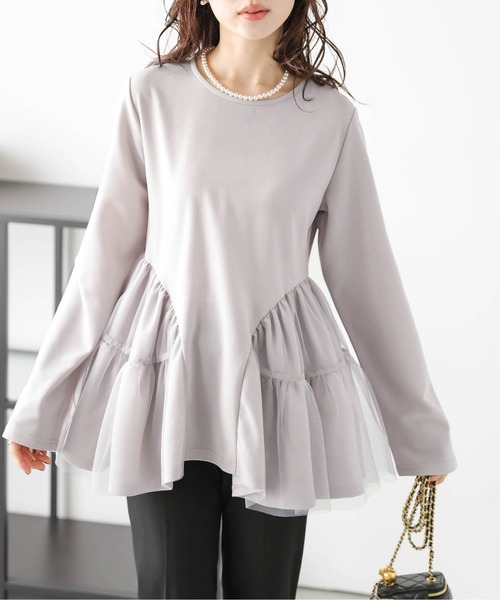 AMELY(エミリー)の「チュールペプラムトップス(Tシャツ/カットソー・レディース・ホワイト/ブラック/グレイッシュベージュ・フリー)」の16枚目の写真