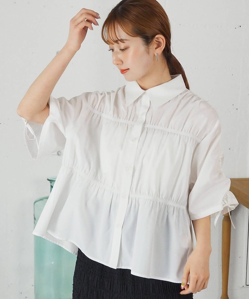 tiptop(ティップトップ)の「袖ドロストシャーリングシャツ(シャツ/ブラウス・レディース・ピンク系その他/オフホワイト/サックスブルー系・FREE)」の6枚目の写真