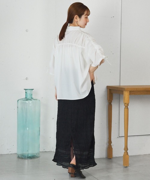 tiptop(ティップトップ)の「袖ドロストシャーリングシャツ(シャツ/ブラウス・レディース・ピンク系その他/オフホワイト/サックスブルー系・FREE)」の11枚目の写真