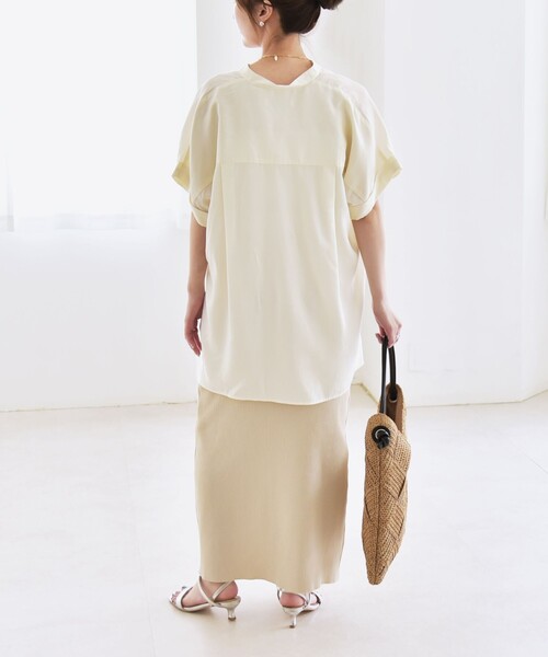 quaranciel（カランシエル）の「quaranciel:〈手洗い可能〉バンドカラー ハーフスリーブ ポケット ワーク シャツ（シャツ/ブラウス・レディース・ブラック/オリーブ/ナチュラル・ONE SIZE）」の5枚目の写真