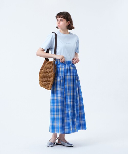 MACKINTOSH PHILOSOPHY（ﾏｯｷﾝﾄｯｼｭ ﾌｨﾛｿﾌｨｰ）の「刺しゅうロゴTシャツ（Tシャツ/カットソー・レディース・オフホワイト/ブルー/ブラック/レッド/ベージュ/イエロー・38）」の10枚目の写真