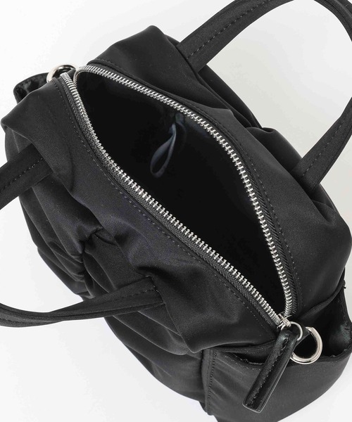 LAKOLE（ラコレ）の「ネオプレーンギャザーショルダーバッグ / 321152（ショルダーバッグ・レディース・ブラック/その他1/レモンイエロー/ブルー・FREE）」の16枚目の写真