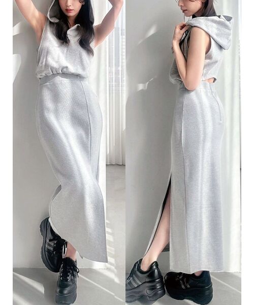 RESEXXY(リゼクシー)の「スウェットフーディーワンピース(ワンピース・レディース・ホワイト/グレー/ブラック・FREE)」の3枚目の写真