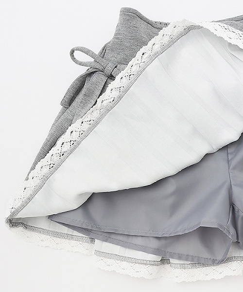 by LOVEiT（バイラビット）の「裾レースティアードプリーツ（スカート・キッズ・ブラック/アイボリー/グレー系・140cm/130cm/120cm/150cm/160cm）」の9枚目の写真