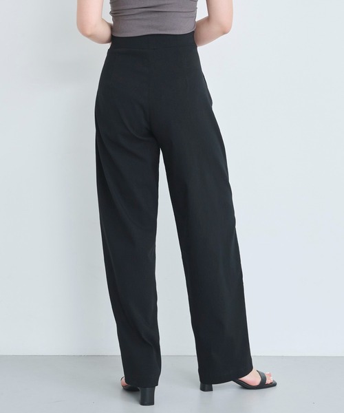 attiree(アティレー)の「【ハイパーストレッチ】バレルレッグパンツ(その他パンツ・レディース・ブラック・SMALL/MEDIUM/LARGE)」の5枚目の写真