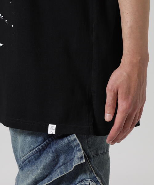 FACETASM（ファセッタズム）の「FACETASM/ファセッタズム/別注BLACK FLAG TEE（Tシャツ/カットソー・メンズ・ブラック/ホワイト・F）」の11枚目の写真