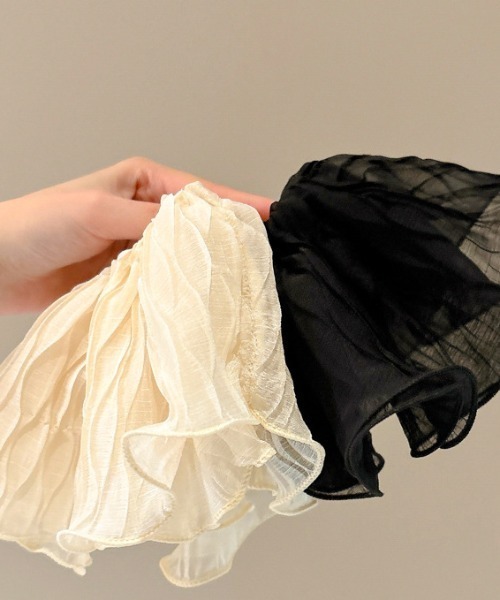 GOLDS♡ビジューチェーン♡リボンブローチ付♡ラッフル段々フリル♡ロンパース黒 ロジータ ROJITA ハートチャーム肩透かしラッフルワンピース