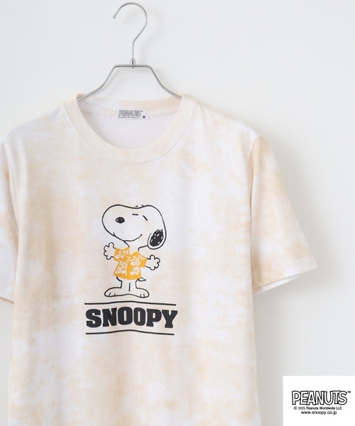 PEANUTS(ピーナッツ)の「PEANUTS プリント&刺繍半袖Tシャツ(Tシャツ/カットソー・メンズ・オートミール/ネイビー/ブラック系/チャコール/ライトパープル/ホワイト/グリーン/サックスブルー系/ライトグリーン/ブラック系1/ライトカーキ/ホワイト系4/杢グレー/クリーム/ホワイト系3/アイボリー系/ネイビー系/ダークグリーン/サックスブルー/ピンクベージュ/ブラック/ホワイト系1/グレー系その他/ホワイト系2/ピンク系その他/グレイッシュベージュ/ホワイト系/ブラック系2/ホワイト系5/チャコールグレー/ベージュ系その他/ホワイト系6/ブラック系3/サックスブルー系1/グレー系その他2/サックスブルー系2/ピンク系その他2/ホワイト系7/ネイビー系2/グレー系その他3/ピンク系その他3/ブラック系5/ブラック系6/ブラック系7/ブラック系8/ブラック系9/ホワイト×レッド/ホワイト×ブルー/ホワイト系その他5/ネイビー系3/ブラック系4/ホワイト系その他2/ホワイト系その他4/ライトグリーン系/ホワイト系その他/ホワイト系その他3/ホワイト×イエロー/ホワイト系8/ホワイト系9・M/L/LL/S)」の6枚目の写真