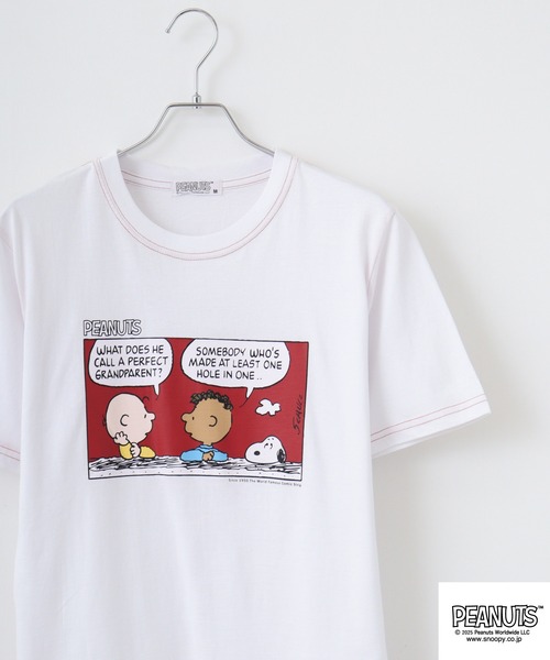 PEANUTS(ピーナッツ)の「PEANUTS プリント&刺繍半袖Tシャツ(Tシャツ/カットソー・メンズ・オートミール/ネイビー/ブラック系/チャコール/ライトパープル/ホワイト/グリーン/サックスブルー系/ライトグリーン/ブラック系1/ライトカーキ/ホワイト系4/杢グレー/クリーム/ホワイト系3/アイボリー系/ネイビー系/ダークグリーン/サックスブルー/ピンクベージュ/ブラック/ホワイト系1/グレー系その他/ホワイト系2/ピンク系その他/グレイッシュベージュ/ホワイト系/ブラック系2/ホワイト系5/チャコールグレー/ベージュ系その他/ホワイト系6/ブラック系3/サックスブルー系1/グレー系その他2/サックスブルー系2/ピンク系その他2/ホワイト系7/ネイビー系2/グレー系その他3/ピンク系その他3/ブラック系5/ブラック系6/ブラック系7/ブラック系8/ブラック系9/ホワイト×レッド/ホワイト×ブルー/ホワイト系その他5/ネイビー系3/ブラック系4/ホワイト系その他2/ホワイト系その他4/ライトグリーン系/ホワイト系その他/ホワイト系その他3/ホワイト×イエロー/ホワイト系8/ホワイト系9・M/L/LL/S)」の9枚目の写真