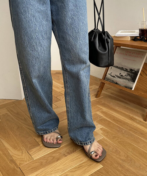 DISCOAT（ディスコート）の「メタル使いストラップサンダル（サンダル・レディース・ブラウン/ブラック/シルバー・LARGE/MEDIUM）」の14枚目の写真