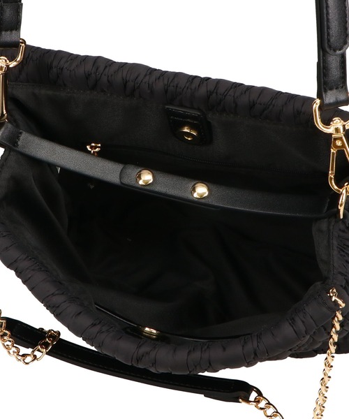 MISCH MASCH(ミッシュマッシュ)の「キルティングチェーンバッグ(ショルダーバッグ・レディース・ブラック・フリ-)」の6枚目の写真
