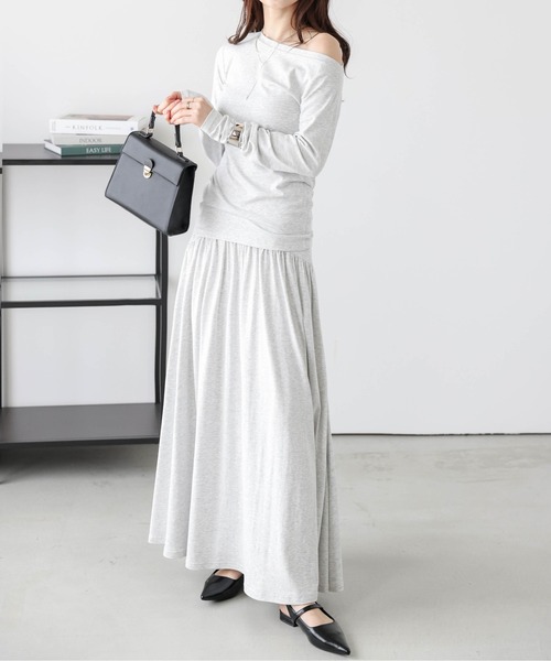 Lajour(ラジュール)の「日本製 ワンショルダートップス+スカート セットアップ(セットアップ・レディース・ブラック/ベージュ/モカ/杢グレー・M/L)」の11枚目の写真