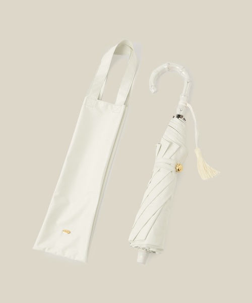 ROPE'(ロペ)の「【晴雨兼用・高機能】2段式開閉 折りたたみバンブーパラソル【UVカット/遮光・遮熱・防水効果】(折りたたみ傘・レディース・ピンク系その他2/ブラック/ブルー系その他4/オフホワイト・FREE)」の5枚目の写真