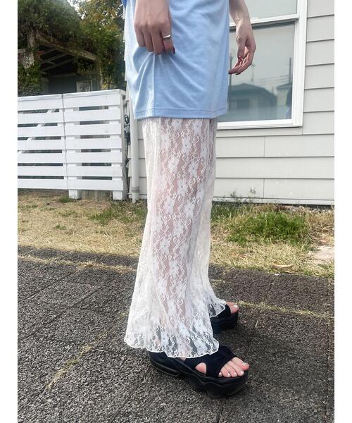 ehka sopo(エヘカソポ)の「レースフレアパンツ(その他パンツ・レディース・オフホワイト/ブラック・F)」の2枚目の写真