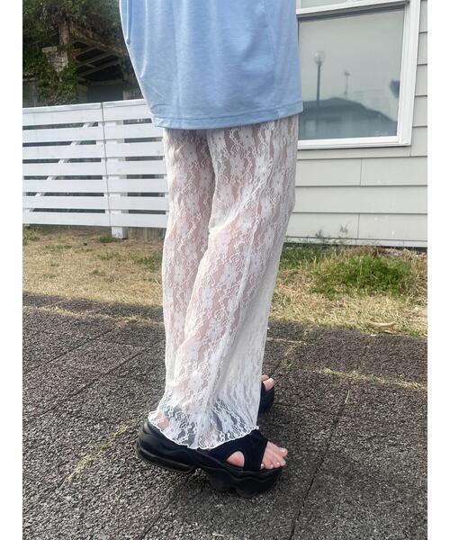 ehka sopo(エヘカソポ)の「レースフレアパンツ(その他パンツ・レディース・オフホワイト/ブラック・F)」の5枚目の写真