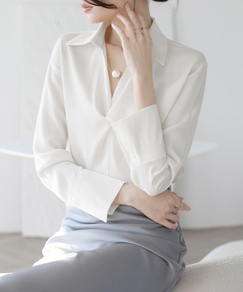 Miniministore（ミニミニストア）の「ツイストブラウス長袖ブラウスVネック上品（シャツ/ブラウス・レディース・ブラック/ライトピンク/ライトグリーン/ホワイト・L/M）」の9枚目の写真
