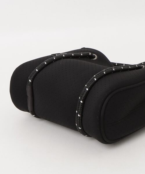 Willow Bay(ウィローベイ)の「Willow Bay/ウィローベイ ミニトートバッグ マイクロバッグ ネオプレン Daydreamer Tiny Neoprene Tote(ショルダーバッグ・レディース・ブラック/セージグリーン/ホワイト・FREE)」の16枚目の写真