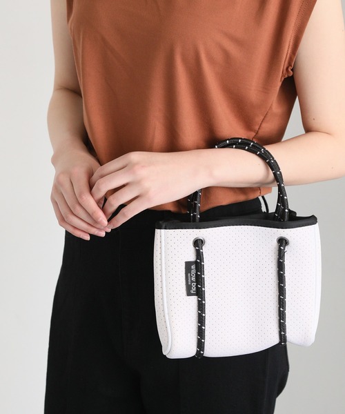 Willow Bay(ウィローベイ)の「Willow Bay/ウィローベイ ミニトートバッグ マイクロバッグ ネオプレン Daydreamer Tiny Neoprene Tote(ショルダーバッグ・レディース・ブラック/セージグリーン/ホワイト・FREE)」の5枚目の写真