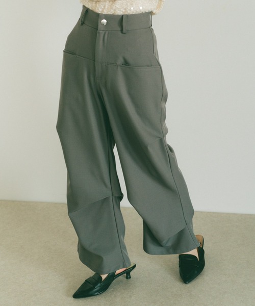 VANNIE U(ヴァニーユー)の「インアウトタックスラックスパンツ/SMLサイズ展開(スラックス・レディース・グレー/ブラウン・S/M/L)」の3枚目の写真