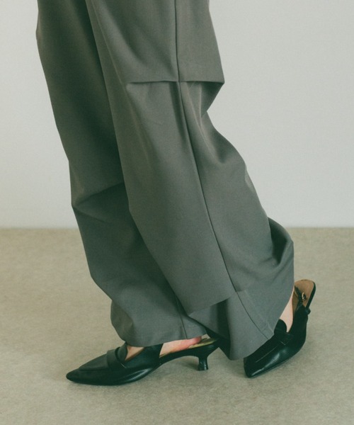 VANNIE U(ヴァニーユー)の「インアウトタックスラックスパンツ/SMLサイズ展開(スラックス・レディース・グレー/ブラウン・S/M/L)」の12枚目の写真