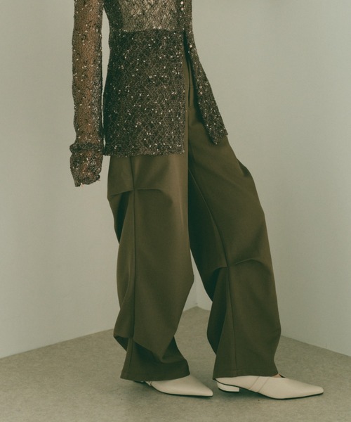 VANNIE U(ヴァニーユー)の「インアウトタックスラックスパンツ/SMLサイズ展開(スラックス・レディース・グレー/ブラウン・S/M/L)」の17枚目の写真