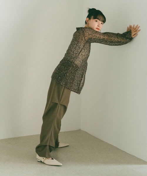 VANNIE U(ヴァニーユー)の「インアウトタックスラックスパンツ/SMLサイズ展開(スラックス・レディース・グレー/ブラウン・S/M/L)」の14枚目の写真